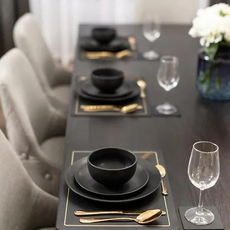 Luxury Georgian Retreat By Sovo Edinburg