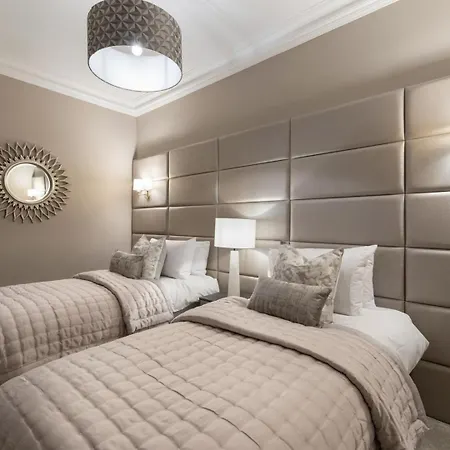 Luxury Georgian Retreat By Sovo Edinburgh
