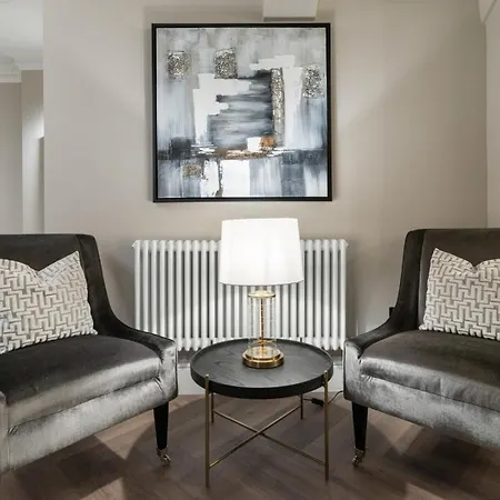 Luxury Georgian Retreat By Sovo *