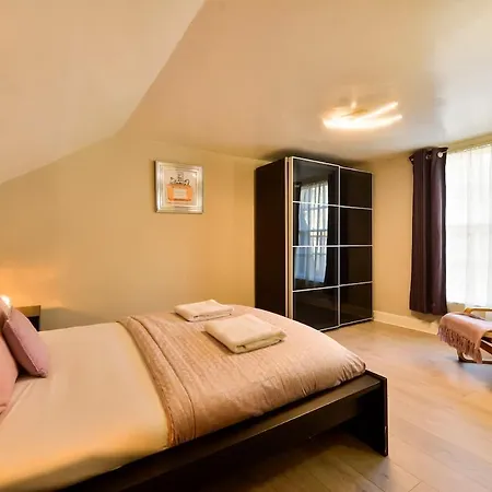 Apartmán George Iv Bridge - Superbly Located 3 Bedroom! Edinburgh