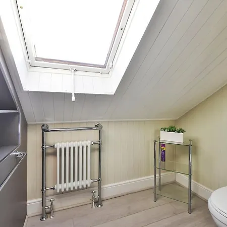George Iv Bridge - Superbly Located 3 Bedroom! Lejlighed *