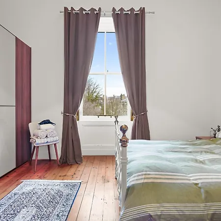 Δωμάτια σε οικογενειακή κατοικία Merchiston 1 In Shared With Parking - Εδιμβούργο