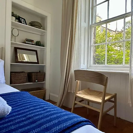 Grindlay St - Fantastic 2br In Theatre District