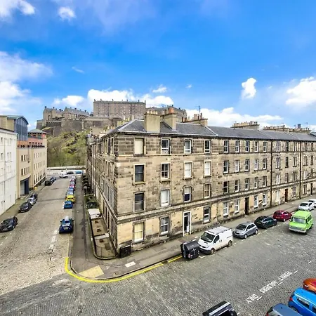 Grindlay St - Fantastic 2br In Theatre District דירה אדינבורו