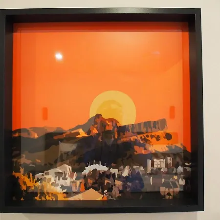 Daire Stylish Mezzanine Loft In - Flat 5, Elgin House *