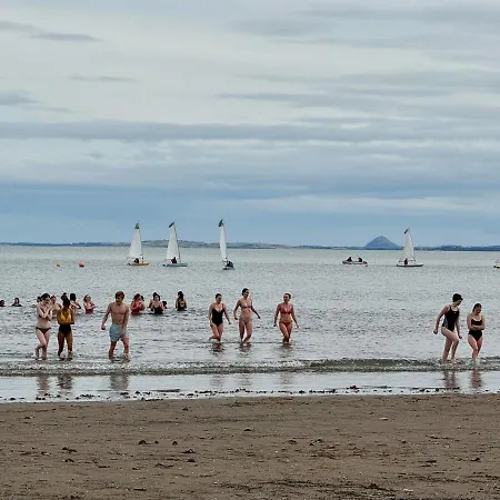King's Road - Portobello Seaside View Daire