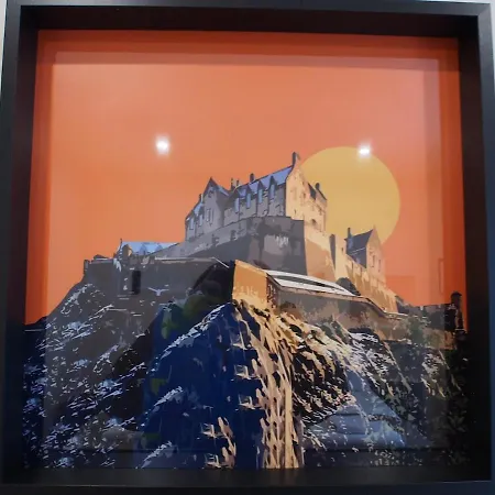 Spacious And Modern 2-bed On Easter Road - Flat 3, Elgin House Διαμέρισμα *