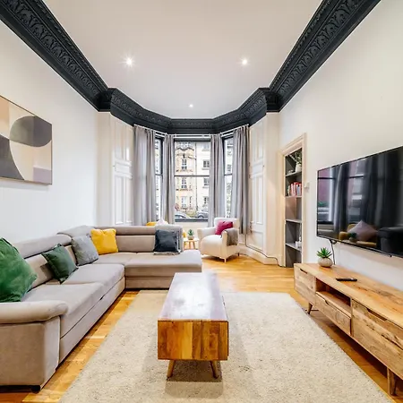 Mcdonalds House 12 Guests 10 Beds 15' Centre Dom wakacyjny