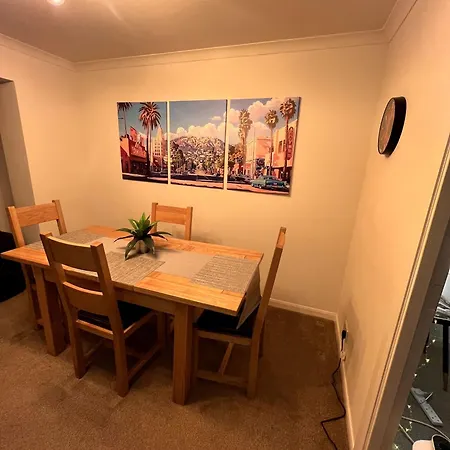 Cozy Twin Easy Access Free Parking *