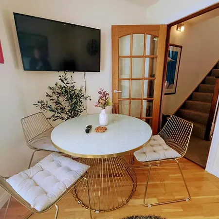 Charming Center With Free Parking