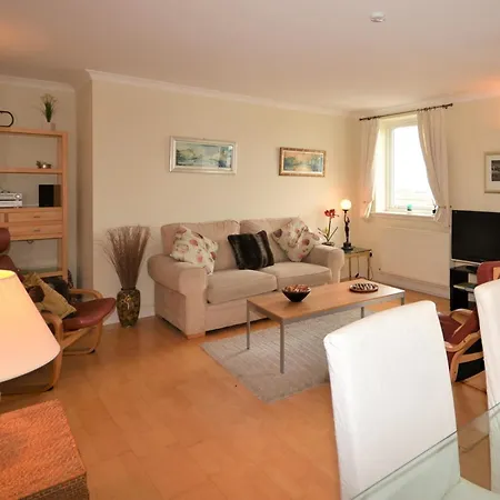 2 Bed In E1981 Tatil Evi