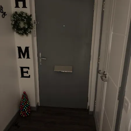 In Shared Flat Edinburgh