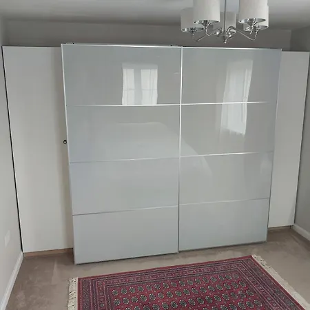 Entire 3 Bedroom House In Suburban Area Hébergement de vacances