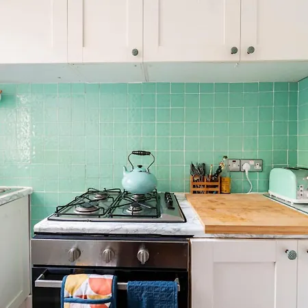 Edinburgh, Deanvillage Cosy Hideaway Edynburg