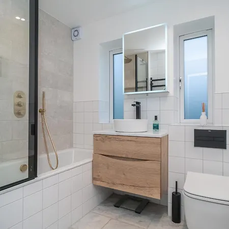Spacious 5-bed With Garden Parking - Pass The Keys Σπίτι διακοπών Εδιμβούργο