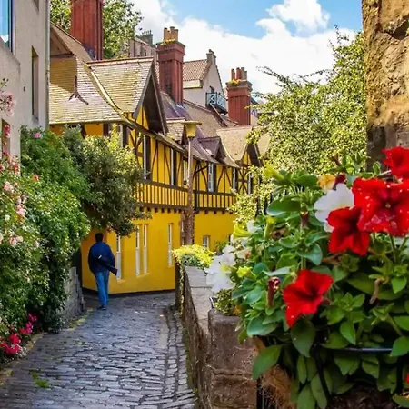 Edinburgh, Deanvillage Cosy Hideaway *