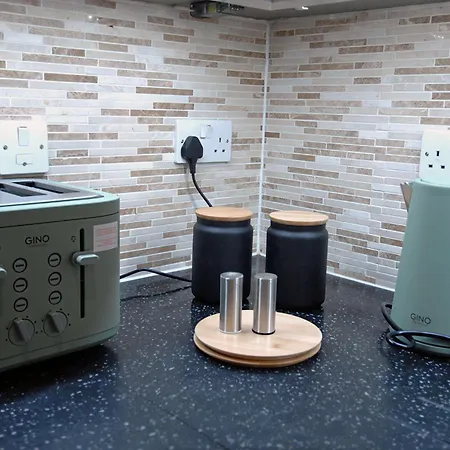 Family Friendly 3br Townhouse With 6 Beds And Parking 別荘 エディンバラ