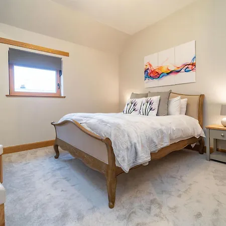 別荘 Family Friendly 3br Townhouse With 6 Beds And Parking エディンバラ