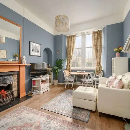 דירה Quiet 1-bed Flat By The Meadows *