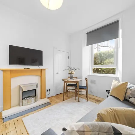 Apartment City-close 1-bedroom - Edinburgh