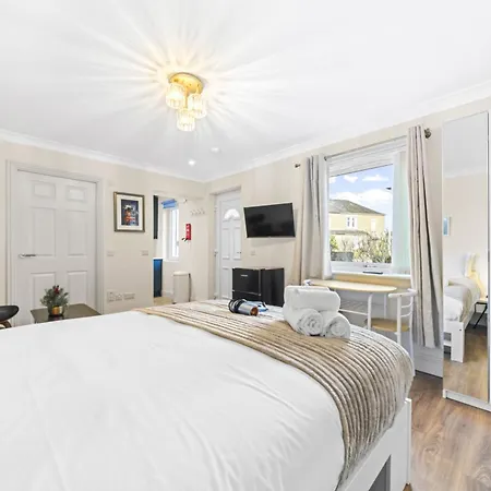 O Hill Crescent 1 Bedroom -