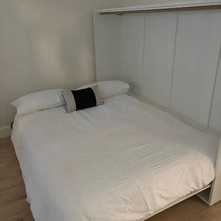 Castle Flat In Edinburg