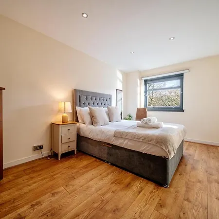 Bottom Of Royal Mile 7 Beds Sleeps 8 3 Bthrooms Apartament Edynburg
