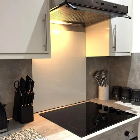 Apartment Modern In