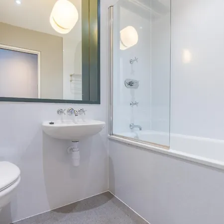 Joivy Meadows Park En-suite Apartmán