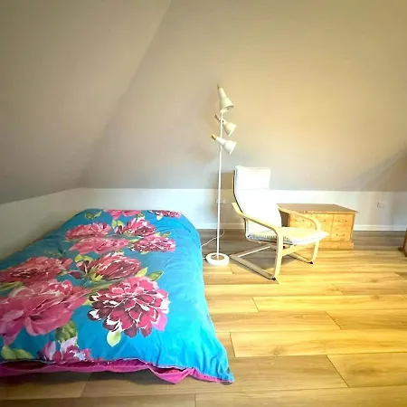 Modern, Cosy 2b In Edin, Family Friendly *