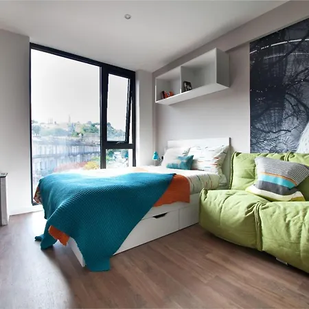 דירה For Students Only - Gateway In *