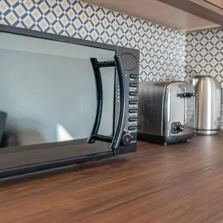 Apartman Stylish 1br Urban Stay, Centre