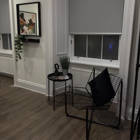 Modern & Cozy In Leith Walk Édimbourg