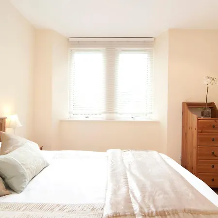 Kirche By Interhome * エディンバラ