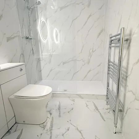 Holyrood Holidays Apartment