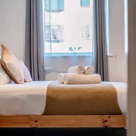 Elliot's Place Free Parking Sleep 4 Cosy *