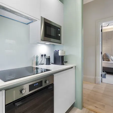 Goldsmiths Georgian * אדינבורו