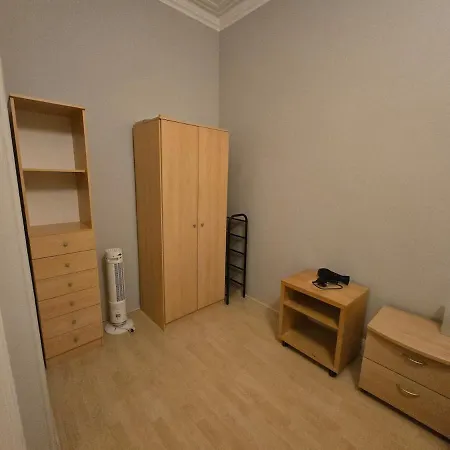 Comfy Semi-central Near Entertainment Park Edinburgh