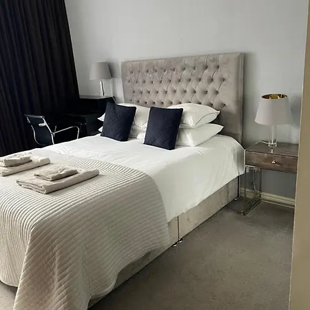 Lejlighed Modern Two Bedroom Edinburgh