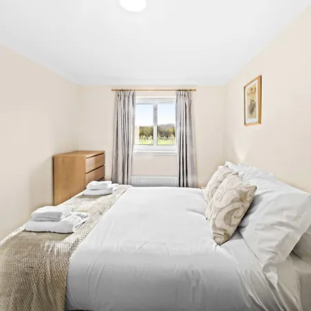 St Clair 2 Bedroom - Leigh, *