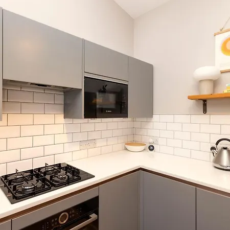 Apartment Stylish 2-bedroom In Leith