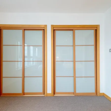 Daire Weston's Penthouse Sleep 10, 6 Beds Free Parking