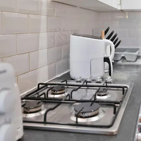 Charming View With Modern Comforts Apartment Edinburgh