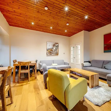 Percys Place Sleep 11, 15 Minute To Centre Free Parking Apartman Edinburgh