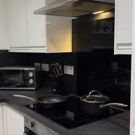 Apartment Cosy Modern On Leith Walk Edinburgh