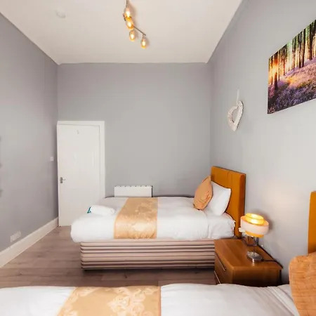 By The Meadows 9 * Edinburgh