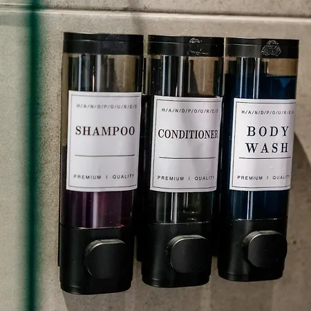 Milton's Place Sleeps 5, 10 Minutes Walk To Royal Mile *