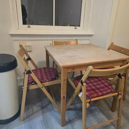 Comfy Semi-central Near Entertainment Park דירה *