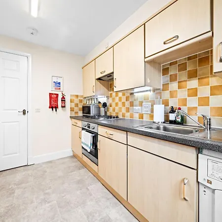 St Clair 2 Bedroom - Leigh, *