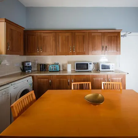 Cosy And Comfortable By Meadows * Edinburgh